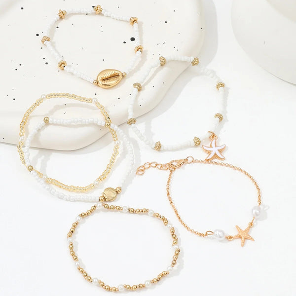 Coastal_Dream_Shell_Bracelet_Set-shell jewelry-boho style-beach outfit-boho chic style-bohemian jewelry-coastal look-beach style