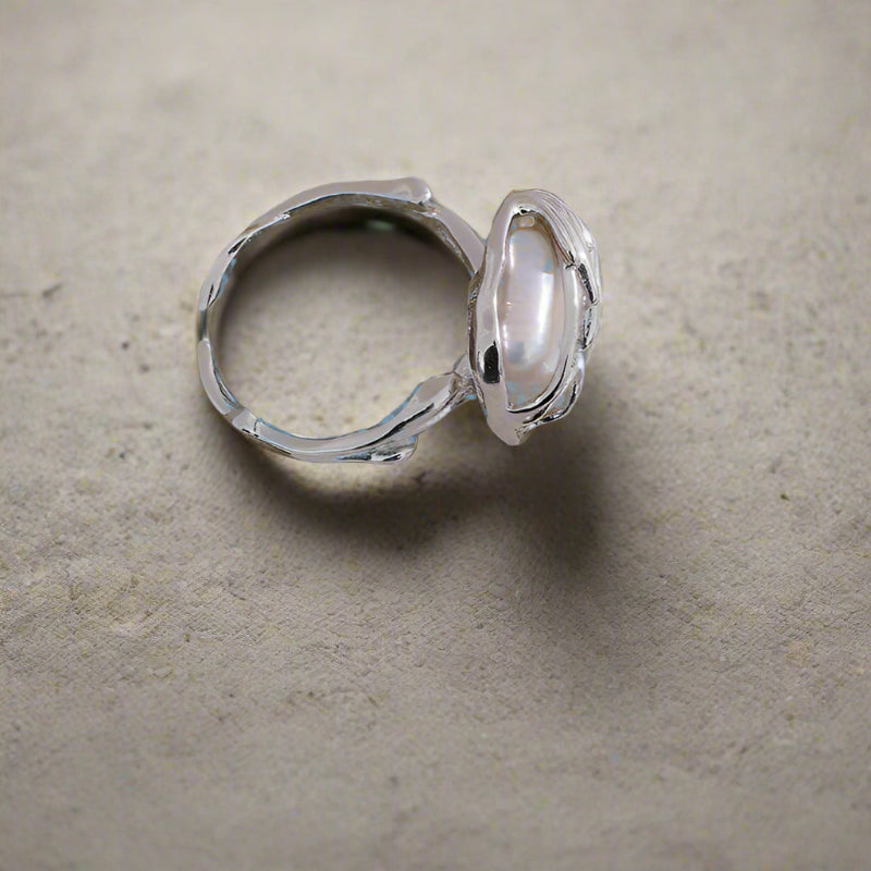 Entwined Pearl silver Ring_SHELL RING_SHELL JEWERLY_PEARL RING_SILVER PEARL RING