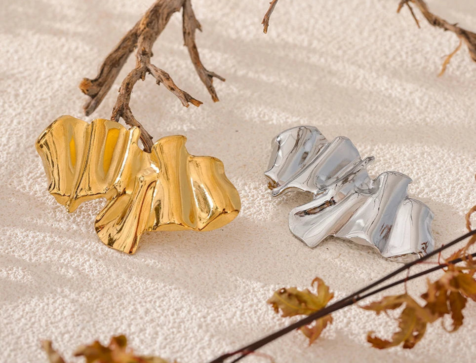 Gilded Flow Sculptural Brooch-shell brooch-seaweed brooch-geometric brooch