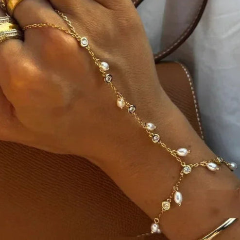 Gold_Pearl_Zirconia_Hand_Chain_Bracelet-hand bracelet-shell bracelet-shell jewelry-boho style-beach outfit