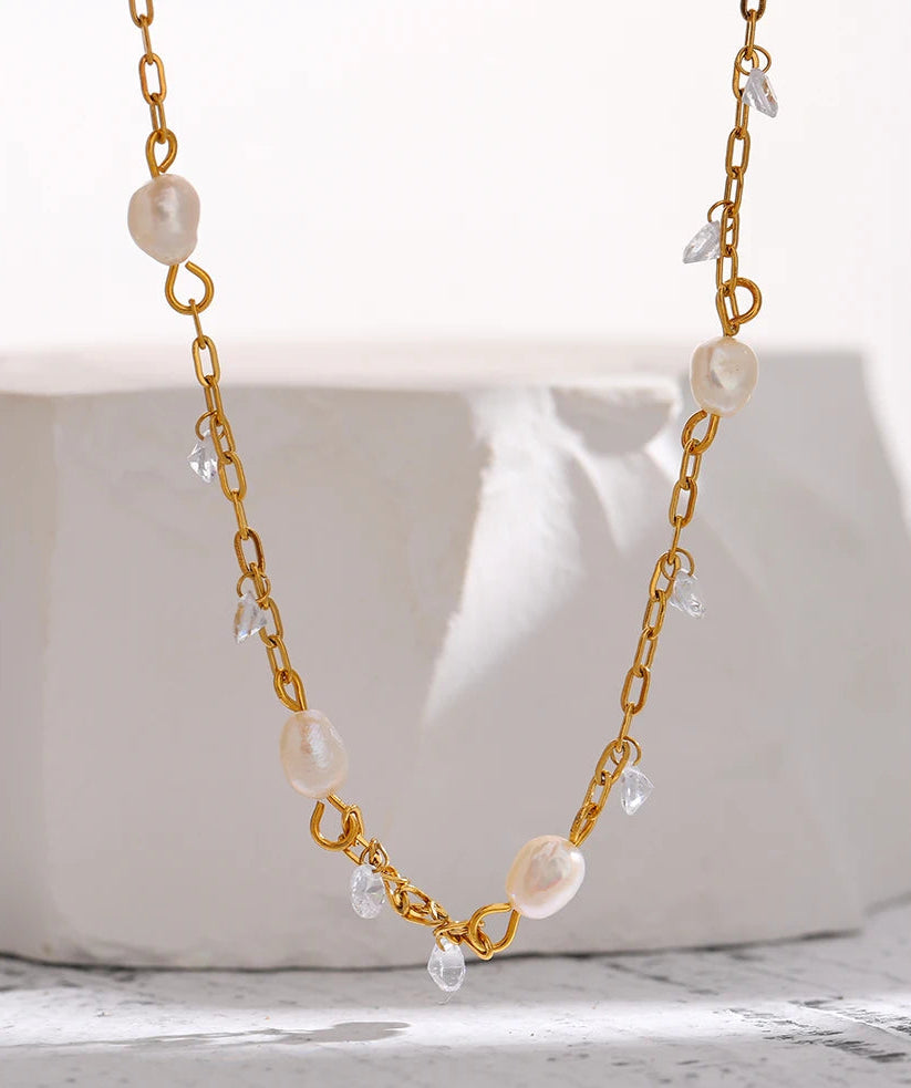 Golden_Tide_Pearl_and_Crystal_Chain_Necklace-chain neclace-pearl chain necklace-shell necklace-shell necklace-shell jewelry
