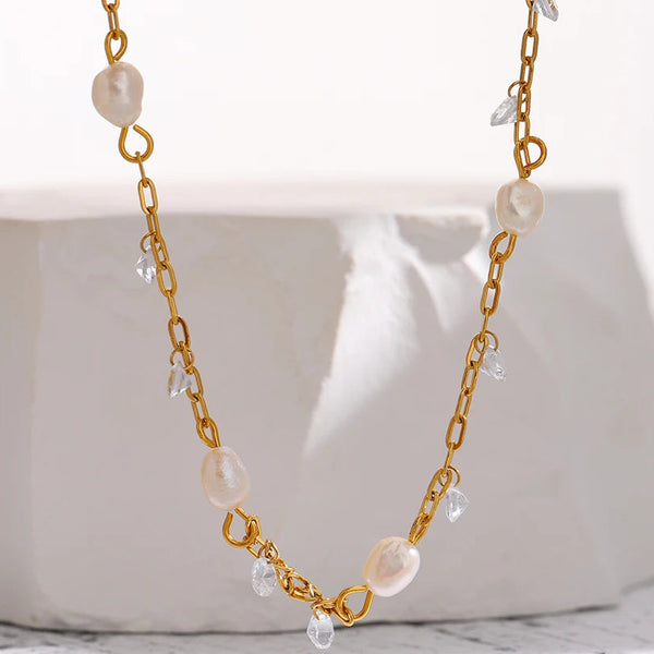Golden_Tide_Pearl_and_Crystal_Chain_Necklace-chain neclace-pearl chain necklace-shell necklace-shell necklace-shell jewelry