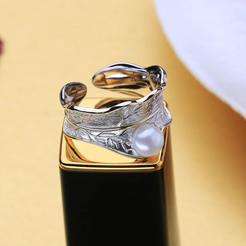 Leaf-Curve_Pearl_Ring-pearl ring-silver pearl ring-sterling silver pearl ring-white pearl ring -black pearl ring-shell ring-shell jewelry