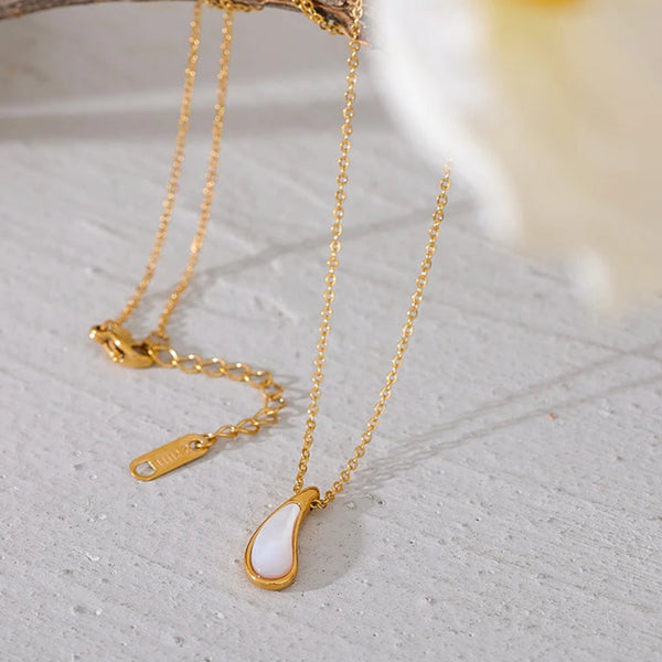 Liquid Pearl Pendant Shell  Necklace-shell necklace-nacre pendant shell necklace-mother of pearl shell necklace-mother of pearl pendant-gold necklace-chain necklace