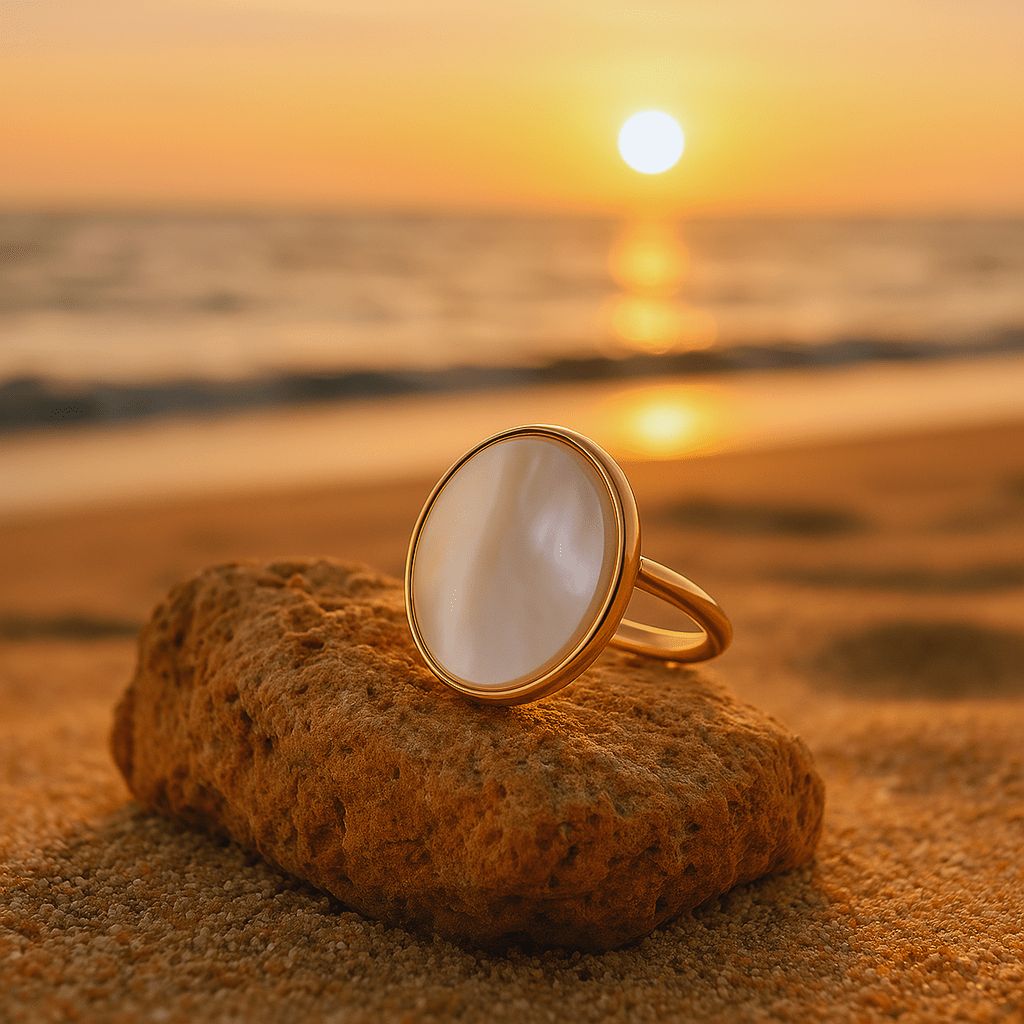 silver mother of pearl ring-silver nacre ring-shell ring-shell jewelry-beach outfit ring-beach style-boho style-bohemian jewelry-wedding style ring