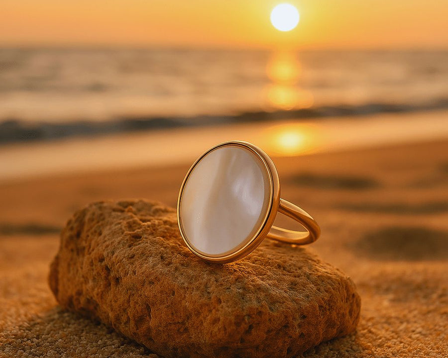 silver mother of pearl ring-silver nacre ring-shell ring-shell jewelry-beach outfit ring-beach style-boho style-bohemian jewelry-wedding style ring