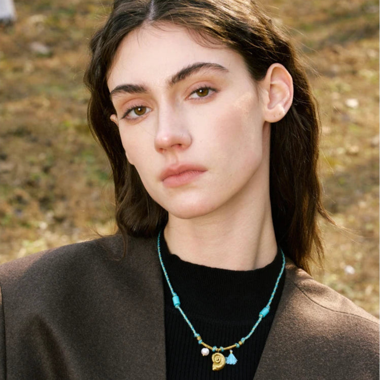 Nautilus_Gold_Shell_Pendant_Necklace- shell necklace-shell jewelry-turquoise necklace-nautilus charm shell necklace-boho style-beach outfit