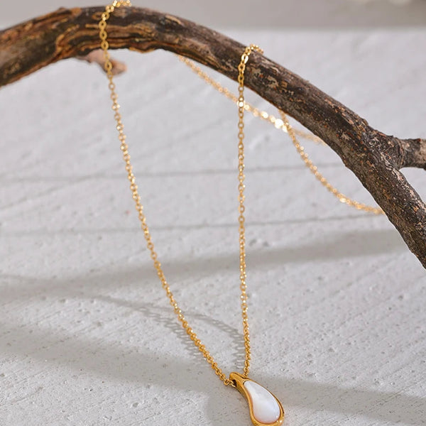 Liquid Pearl Pendant Shell  Necklace-shell necklace-nacre pendant shell necklace-mother of pearl shell necklace-mother of pearl pendant-gold necklace-chain necklace