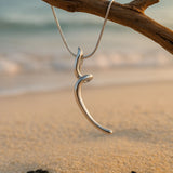 Sculptural_Flow_Pendant_Necklace-shell necklace-beach vibe-beach outfit-beach jewelry-shell jewelry- boho chic style