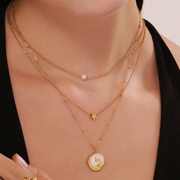 Shell Pendant Necklace with White Seashell Inlay