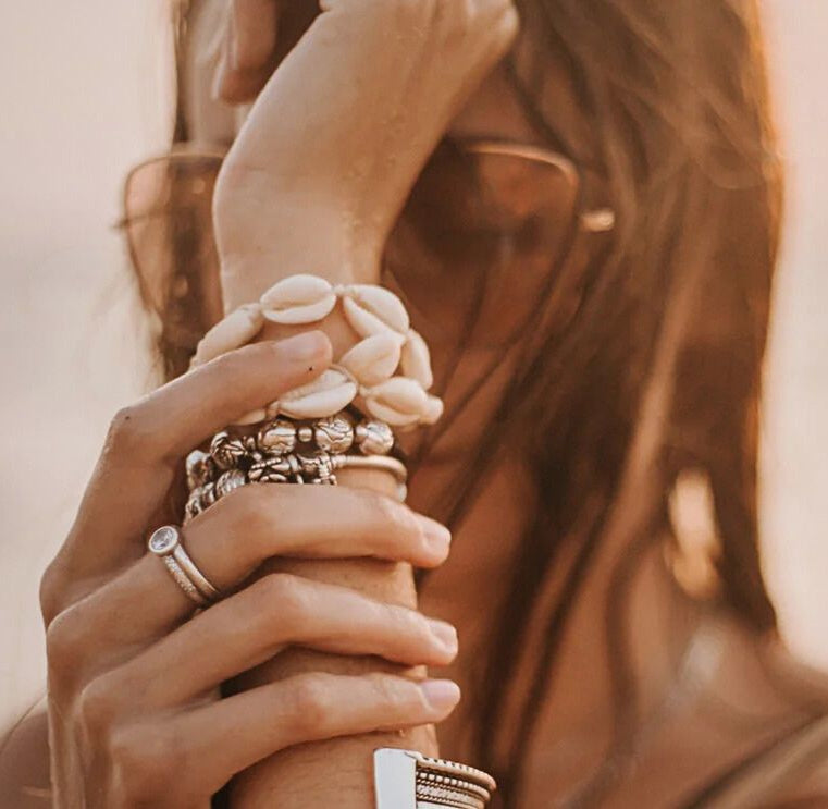 shell ring- shell bracelet-shell necklace- 
coastal look-beach style-shell jewerly-
shell earrings-seashell jewelry