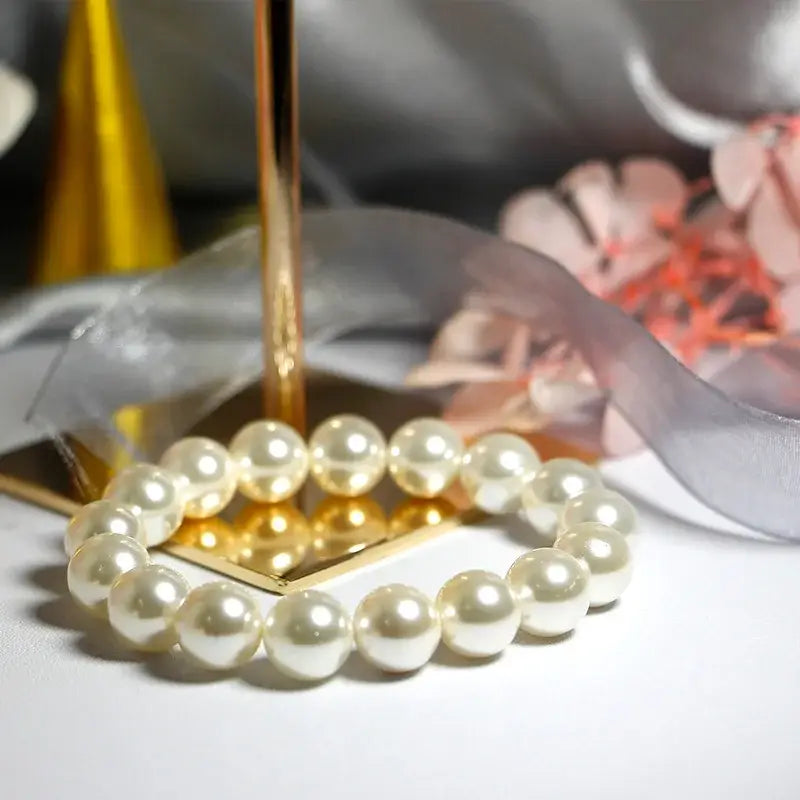 Classic Pearl Bracelet-pearl bracelet-shell jewelry-shell bracelet-wedding bracelet