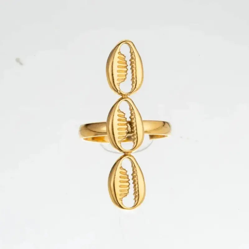 Cowrie Charm Open Ring-golden owrie ring-gold cowrie ring-shell ring-shell jewelry-beach outfit ring-beach style-boho style-bohemian jewelry