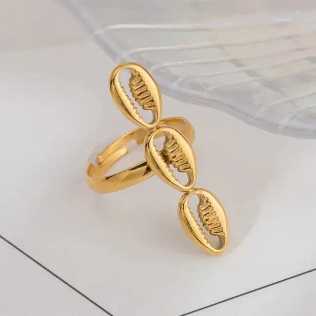Cowrie Charm Open Ring-golden owrie ring-gold cowrie ring-shell ring-shell jewelry-beach outfit ring-beach style-boho style-bohemian jewelry