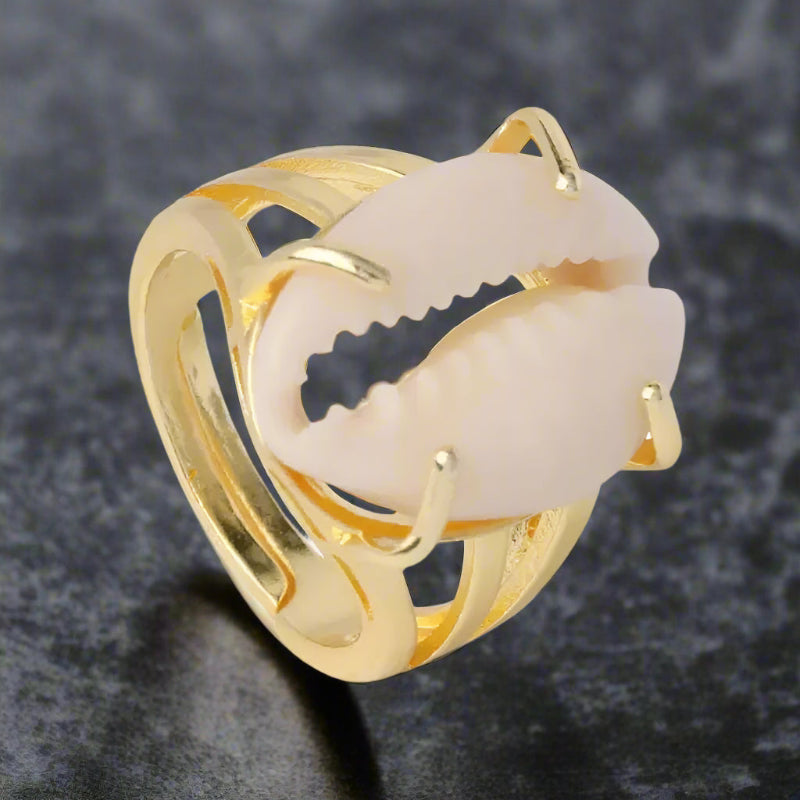Cowrie Silhouette Ring_shell ring-golden cowrie ring-shell ring-shell jewerly-beach outfit ring-beach style-boho style-bohemian jewerly