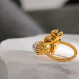 Floral Pearl Bloom Ring - Golden flora twisted pearl ring-pearl ring-gold pearl ring-shell ring-shell jewelry-beach outfit ring-beach style-boho style-bohemian jewelry