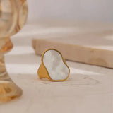 Gold Signet Shell Ring-mother of pearl golden shell ring-nacre shell ringGold Signet Shell Ring-mother of pearl golden shell ring-nacre shell ring-shell ring-shell jewelry-beach outfit ring-beach style-boho style-bohemian jewelry-wedding style ring
