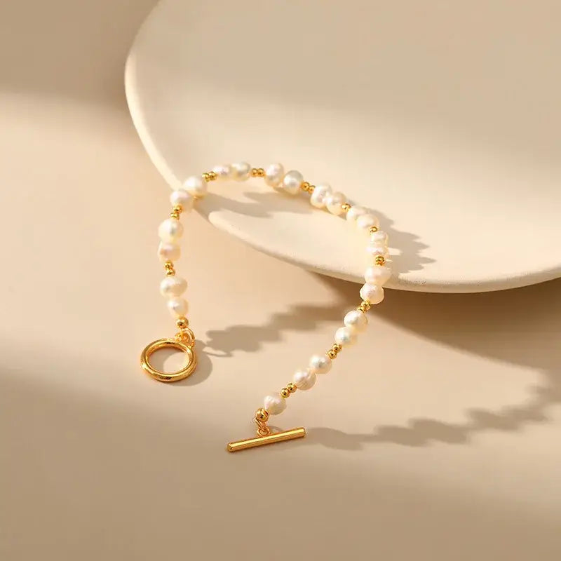 Lustrous Pearl Toggle Bracelet-pearl bracelet-shell bracelet-shell jewelry-wedding bracelet