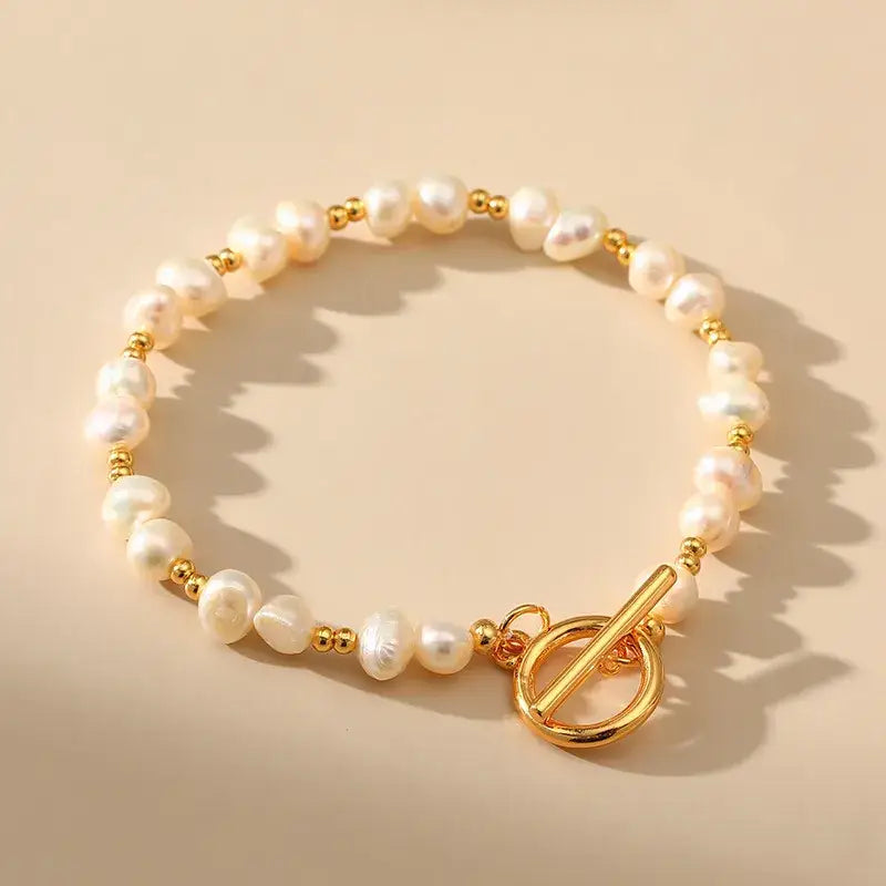 Lustrous Pearl Toggle Bracelet-pearl bracelet-shell bracelet-shell jewelry-wedding bracelet