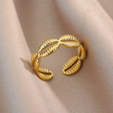 Multi Shell Gold Ring - cowri shell ring -gold cowri ring-shell ring-shell jewelry-beach outfit ring-beach style-boho style-bohemian jewelry-wedding style ring