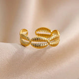 Multi Shell Gold Ring - cowri shell ring -gold cowri ring-shell ring-shell jewelry-beach outfit ring-beach style-boho style-bohemian jewelry-wedding style ring