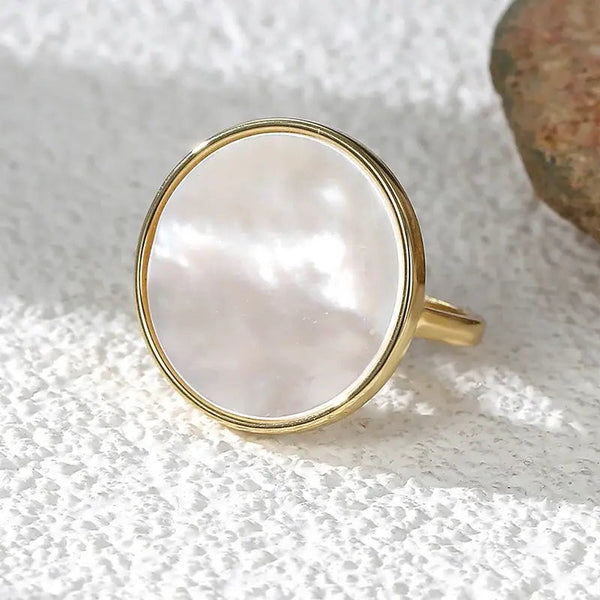 silver mother of pearl ring-silver nacre ring-shell ring-shell jewelry-beach outfit ring-beach style-boho style-bohemian jewelry-wedding style ring