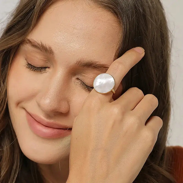silver mother of pearl ring-silver nacre ring-shell ring-shell jewelry-beach outfit ring-beach style-boho style-bohemian jewelry-wedding style ring