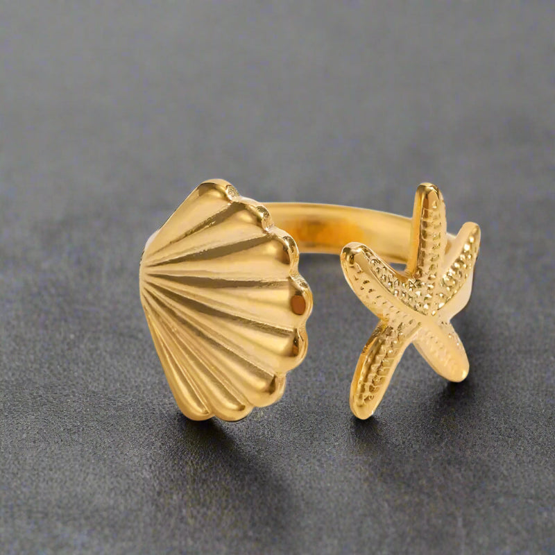 golden starfish and clamshell ring-shell ring-shell jewelry-beach outfit ring-beach style-boho style-bohemian jewelry