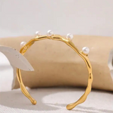 Wave Crest Pearl Bracelet-shell bracelet-shell jewelry-pearl bracelet-seashell bracelet