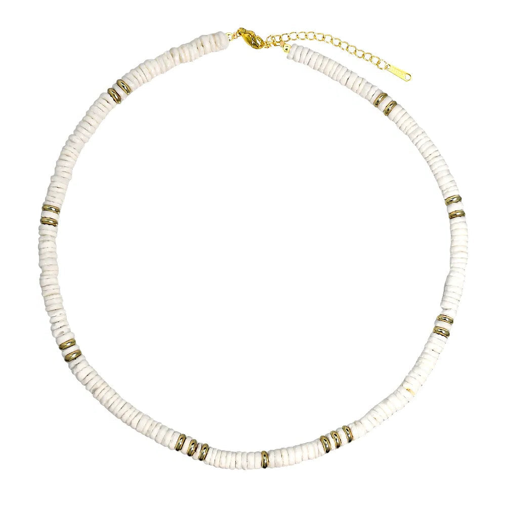 Boho_Natural_Shell_Necklace-shell jewelry-boho style-beach outfit-boho chic style-bohemian jewelry-coastal look-beach style-shell necklace