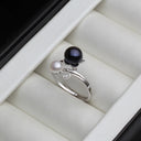  Black & White Pearl Ring