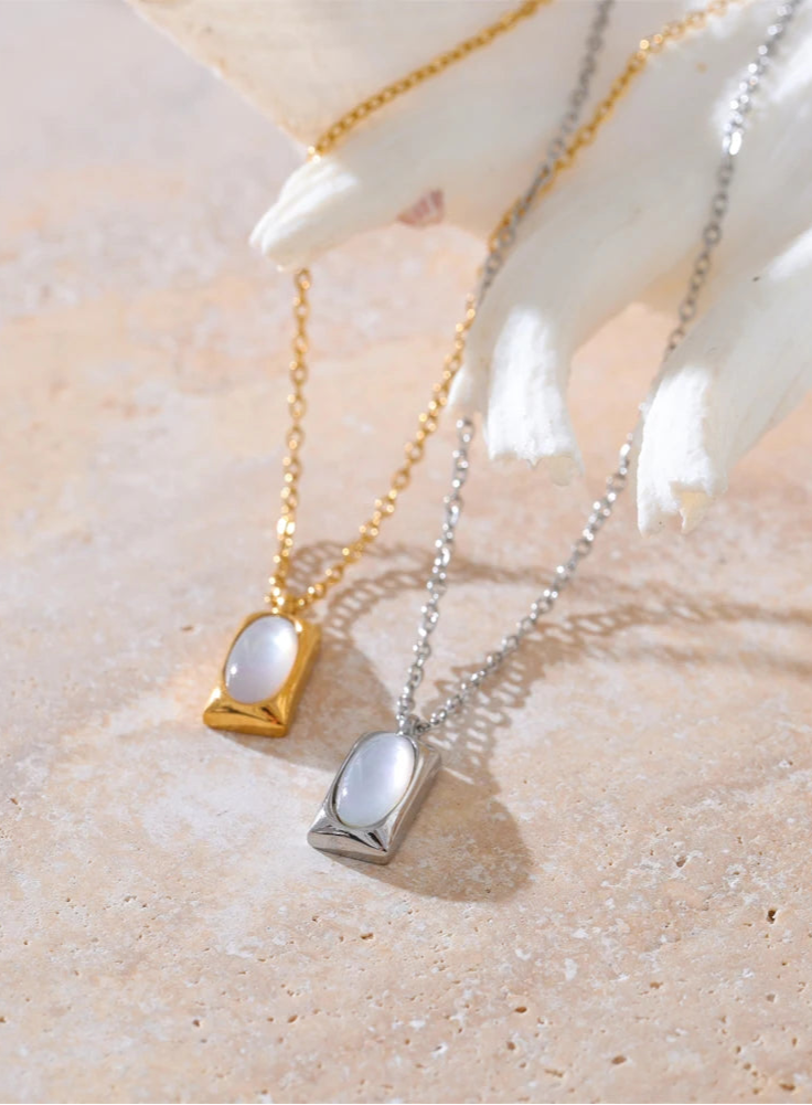 GeoLustre Shell Pendant Necklace-shell necklace-shell jewelry- mother of pearl shell necklace- nacre pendant