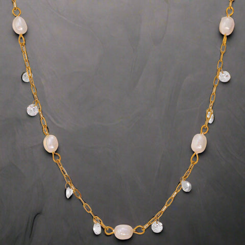 Golden_Tide_Pearl_and_Crystal_Chain_Necklace-chain neclace-pearl chain necklace-shell necklace-shell necklace-shell jewelry