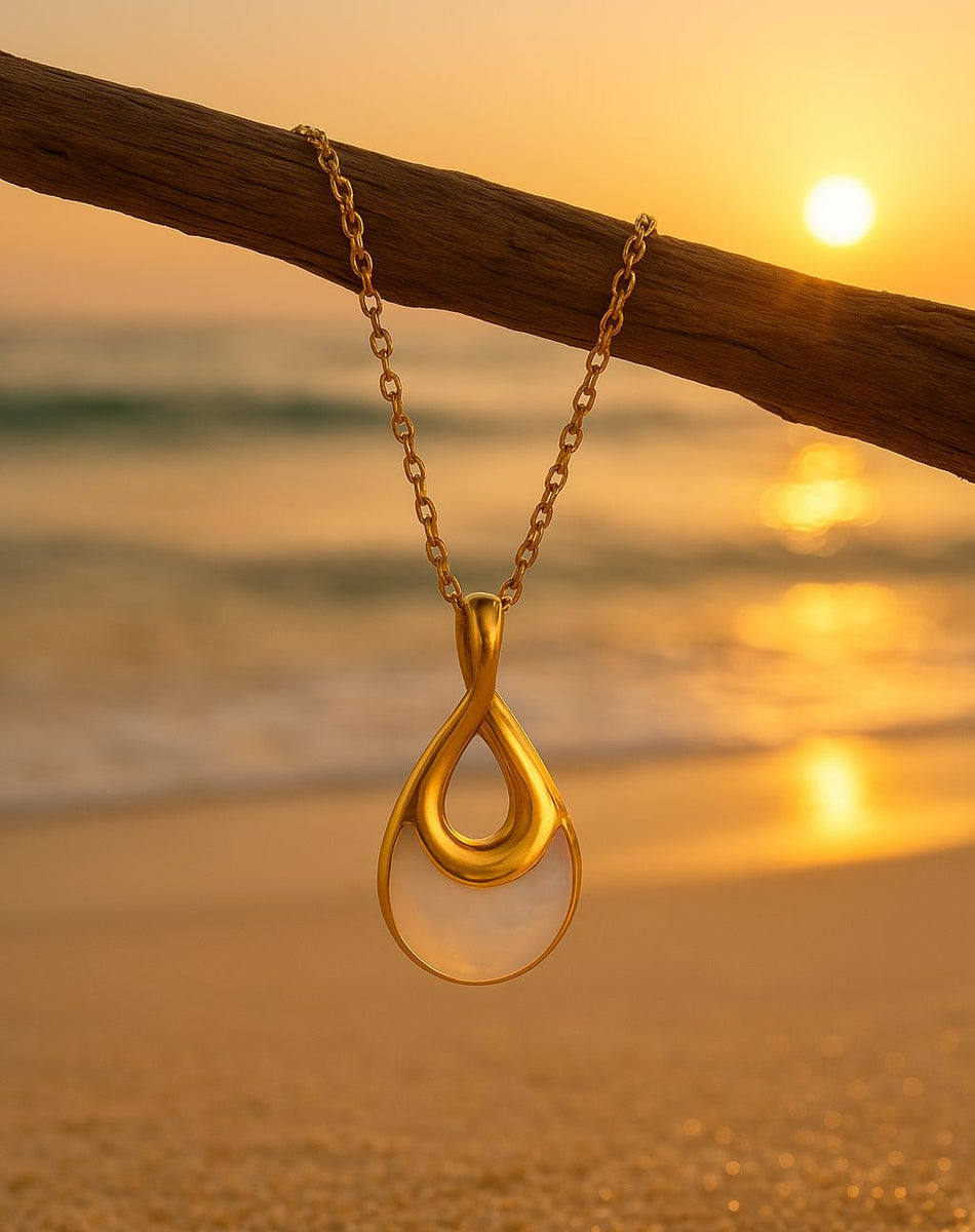 Infinity_Glow_Teardrop_Shell_Necklace-shell necklace-pendant shell necklace- nacre pendant-shell jewelry