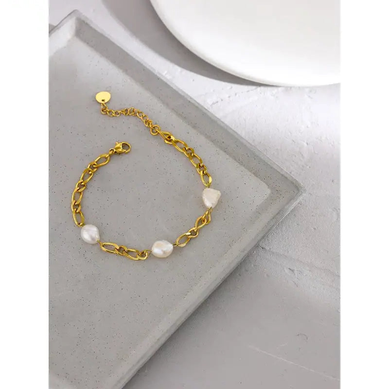 Baroque Pearl Chain Bracelet--pearl bracelet-shell bracelet-shell jewelry-wedding bracelet-gold chain pearl bracelet-wedding bracelet