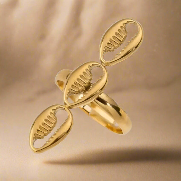 Cowrie Charm Open Ring-golden owrie ring-gold cowrie ring-shell ring-shell jewelry-beach outfit ring-beach style-boho style-bohemian jewelry