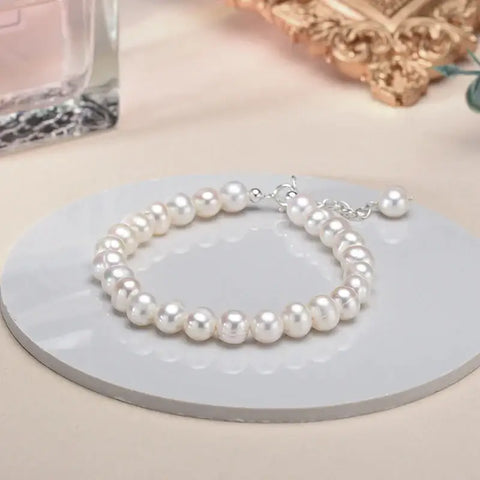 Elegant Pearl Drop Bracelet