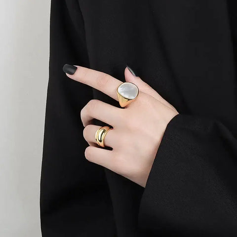 Geometric shell ring