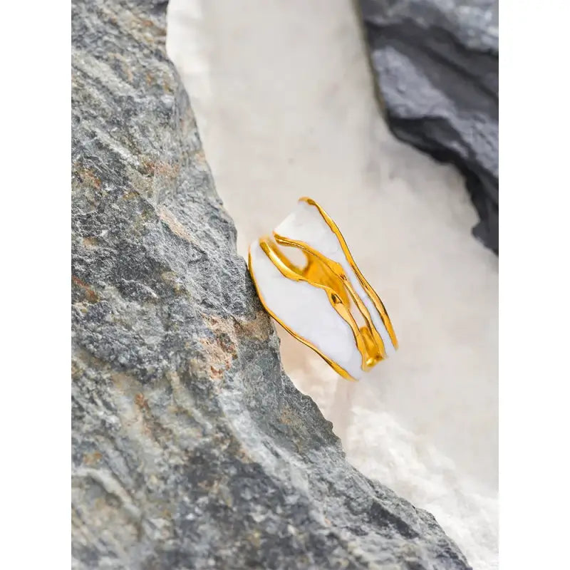Gold - Edged Pearl Wave Ring