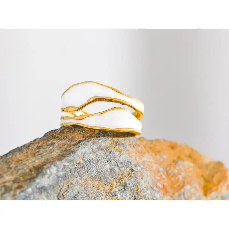 Gold - Edged Pearl Wave Ring