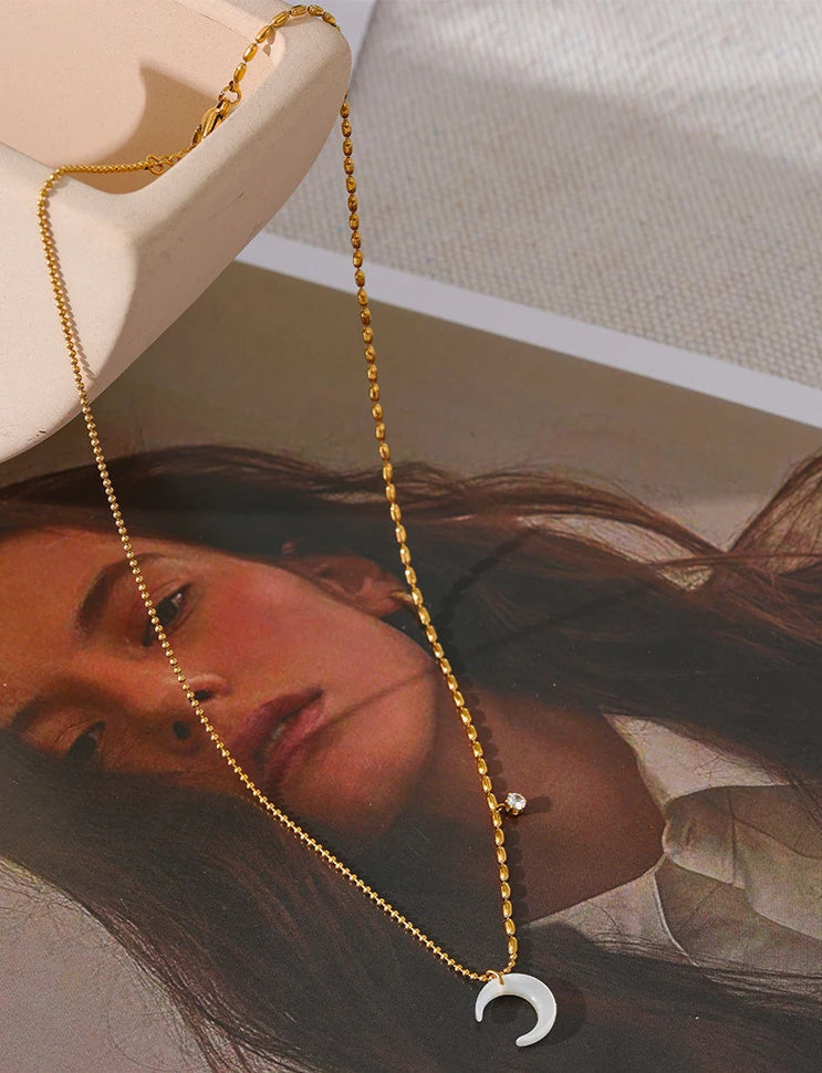 golden shell moon necklace-shell necklace-moon pendant necklace-gold necklace-