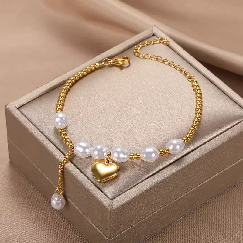 Heart Accent Pearl Bracelet