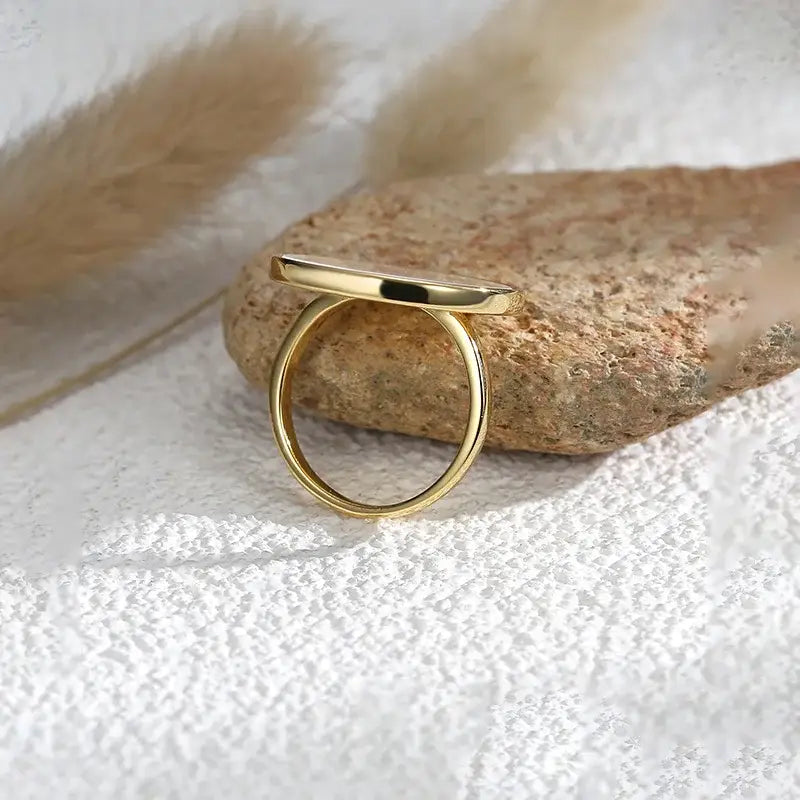 Natural Round Shell Stone ring