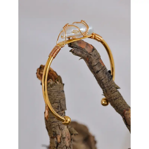 Pearl Embrace Wire Cuff Bracelet