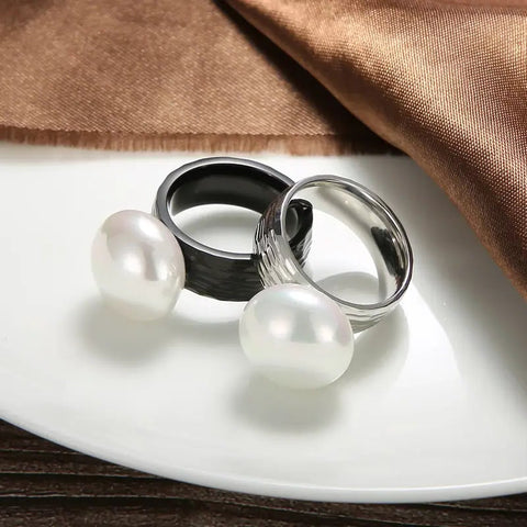 Radiant Pearl Groove Ring-radiant-pearl-groove-ring-gold-Golden solitaire pearl ring-shell ring-silver pearl ring-black groove pearl ring