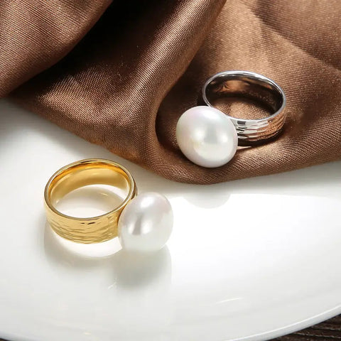 Radiant Pearl Groove Ring-radiant-pearl-groove-ring-gold-Golden solitaire pearl ring-shell ring-silver pearl ring-black groove pearl ring