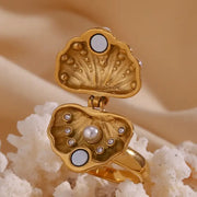 Seashell Gleam Pearl Ring