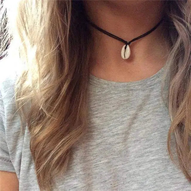 Shell Choker Cord Necklace