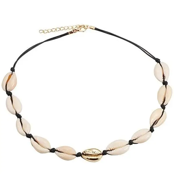 Short Shell Necklace