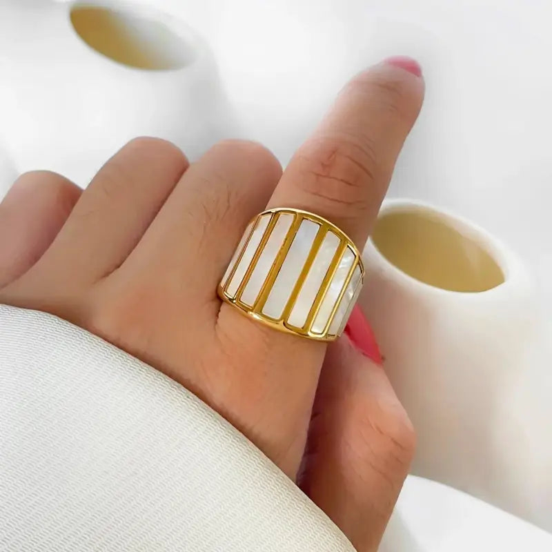 Stripe Shell Ring